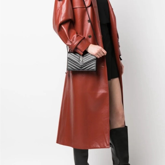 Saint Laurent Cassandre Envelope chain bag - Picture 2 of 6